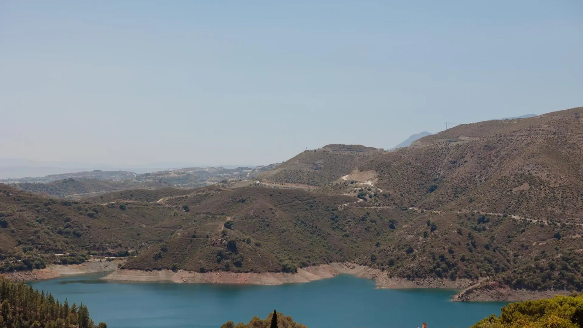 Sea View Apartment With Private Garden And Jacuzzi In Balcones Del Lago, Istan El Angel Spain