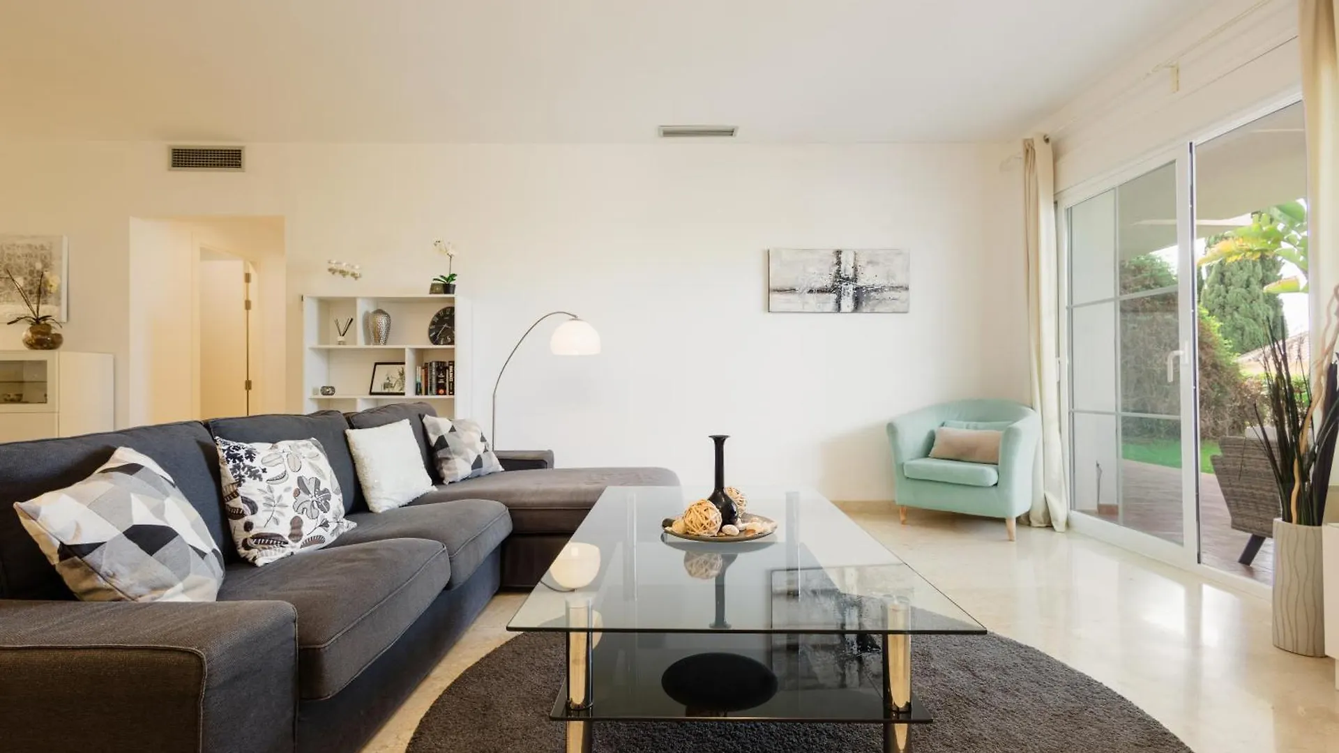 Sea View Apartment With Private Garden And Jacuzzi In Balcones Del Lago, Istan El Angel 0*,