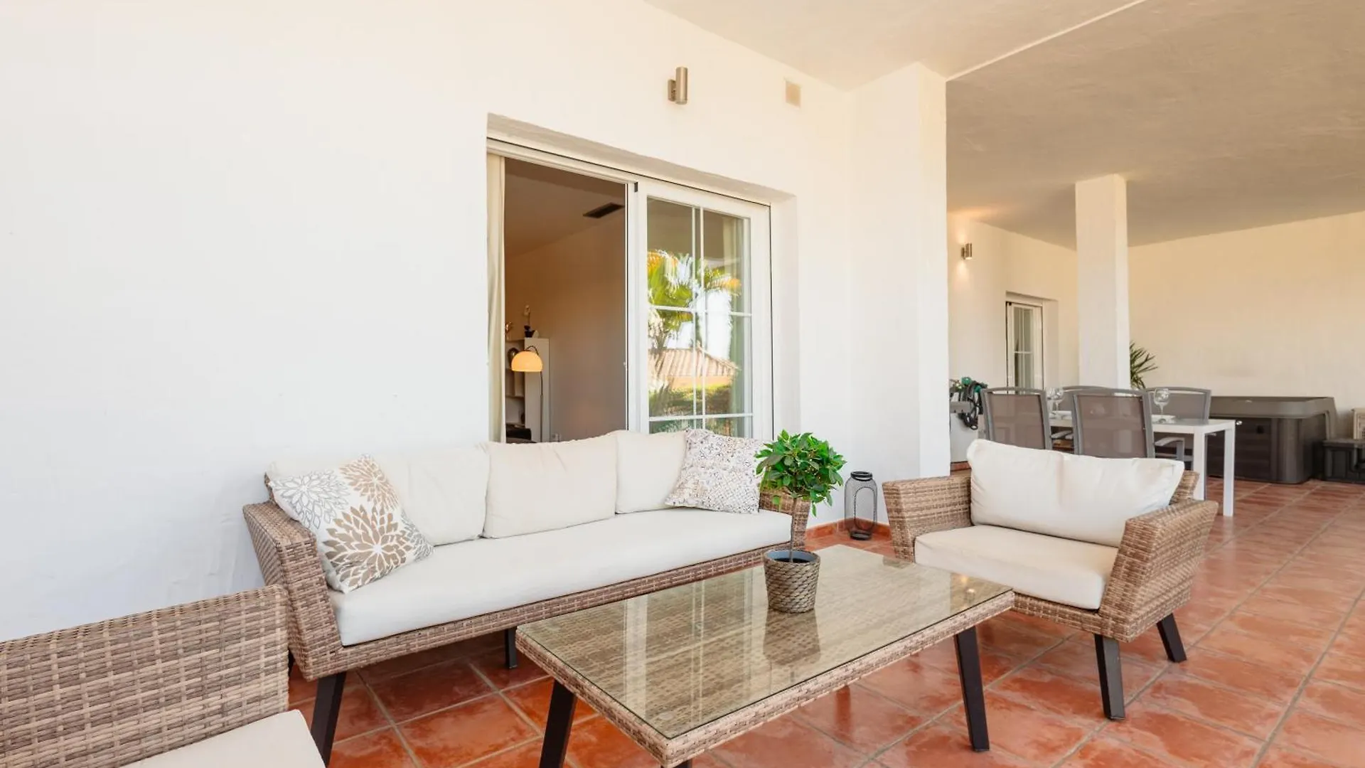 Sea View Apartment With Private Garden And Jacuzzi In Balcones Del Lago, Istan El Angel Spain